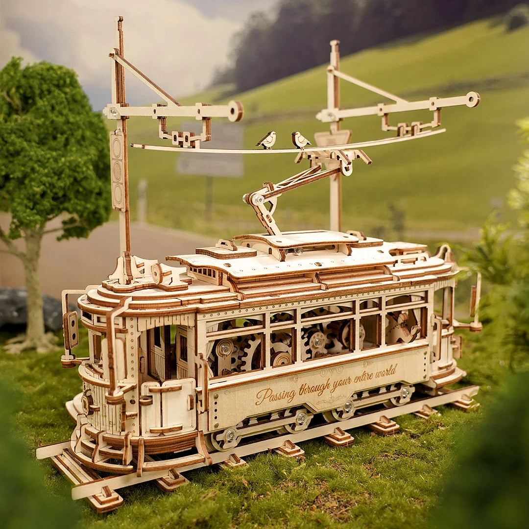 🚋 Build It. Wind It. Watch It Move — A Vintage Tram That Comes Alive!