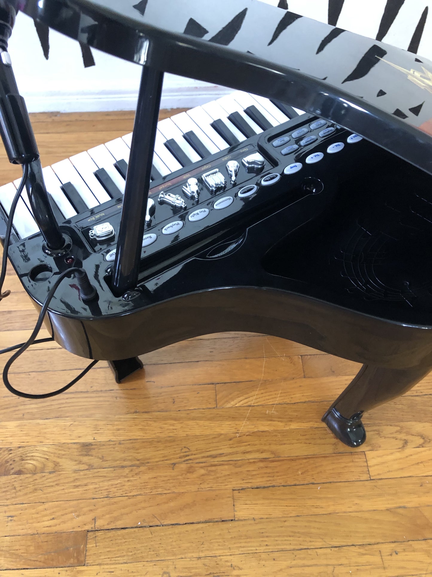 Symphonic Grand Piano with Concert Seat - Unisex Toy Recommended for Ages 3 Years and Up.