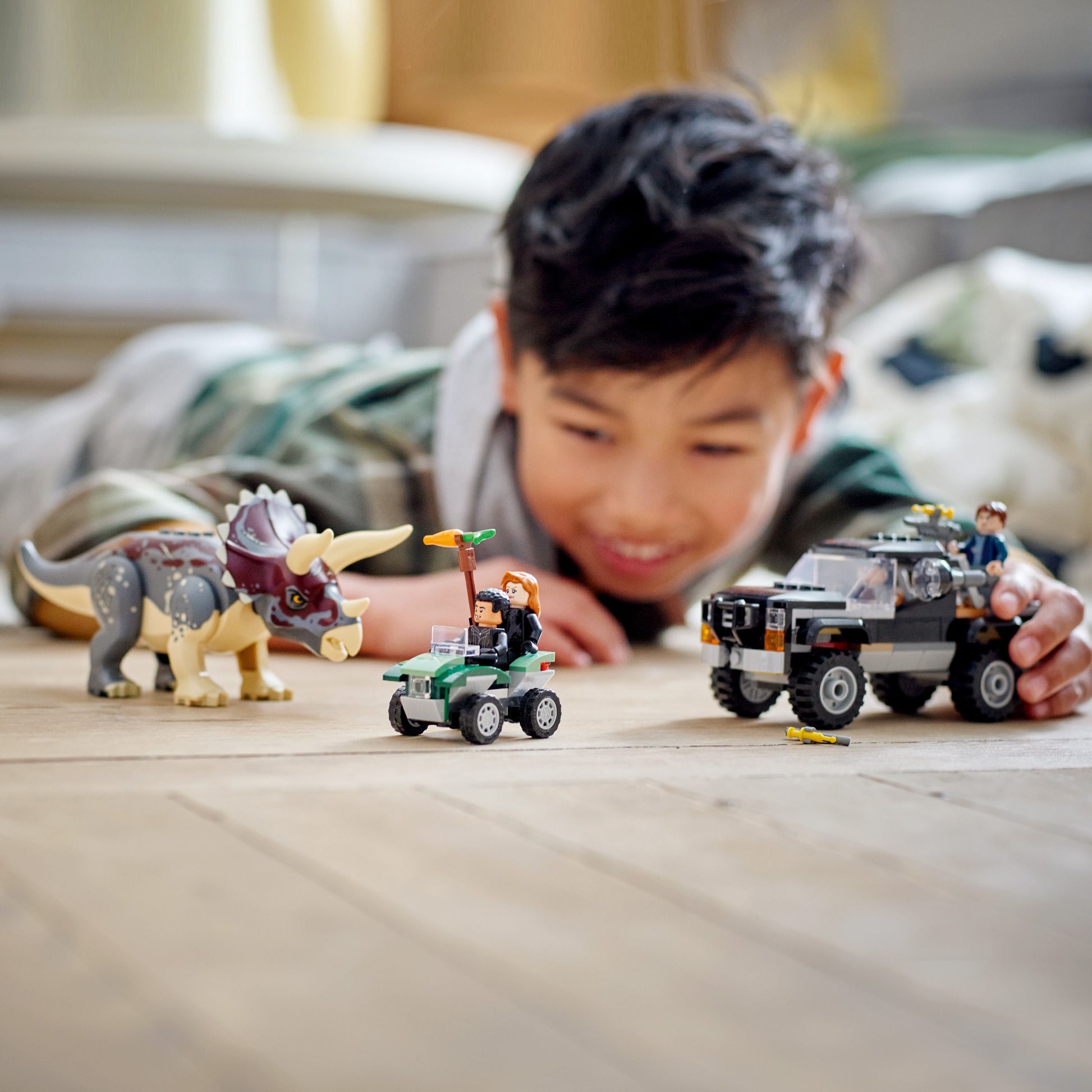 Jurassic World Dino Combo Pack 66774 Toy Value Pack, 2 in 1 Triceratops and Velociraptor Gift Set, Jurassic World Toy with Dinosaur and Truck Toys, Christmas Gift for Kids Ages 7 and Up